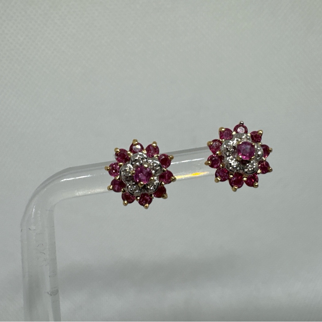 14k Yellow Gold Flower Ruby And Diamond Stud Earrings Beautiful 2.2g Nature